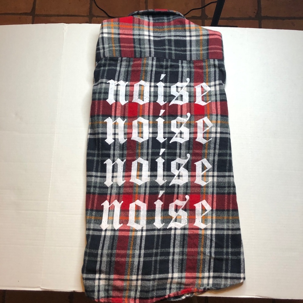 TOPMAN Plaid Button Up - Picture 2 of 7